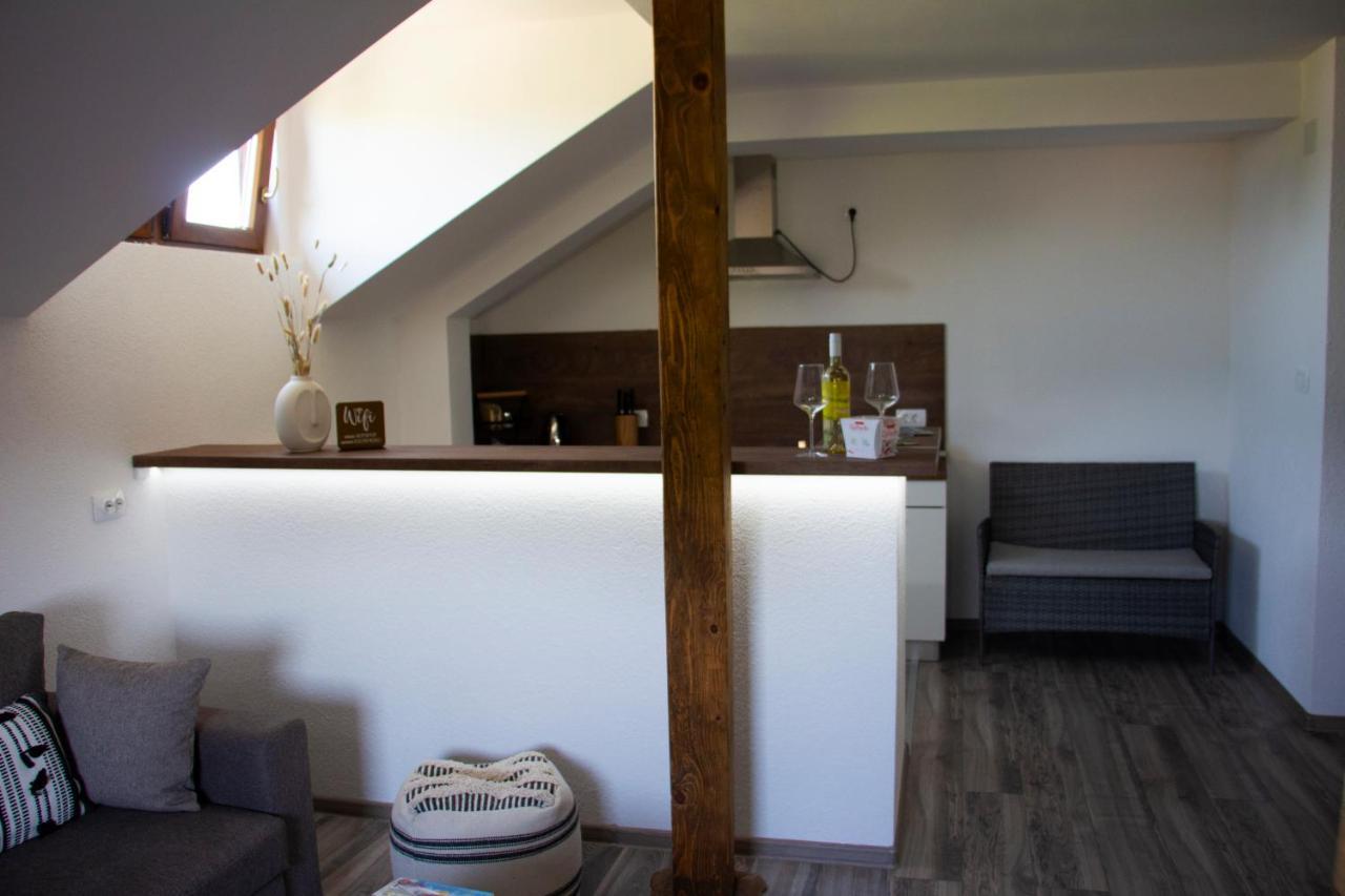 Timeless Apartment Gospić Екстериор снимка